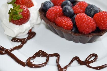 Chocolate Cups with Fresh Berries