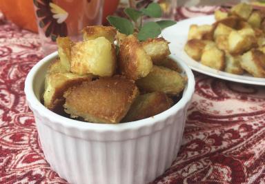 Dreamy, Crispy Roasted Potatoes
