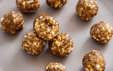 cinnamon ginger energy balls