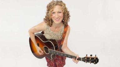 Enjoy live music with your kids this weekend featuring The Laurie Berkner Band: A Live Holiday Concert 