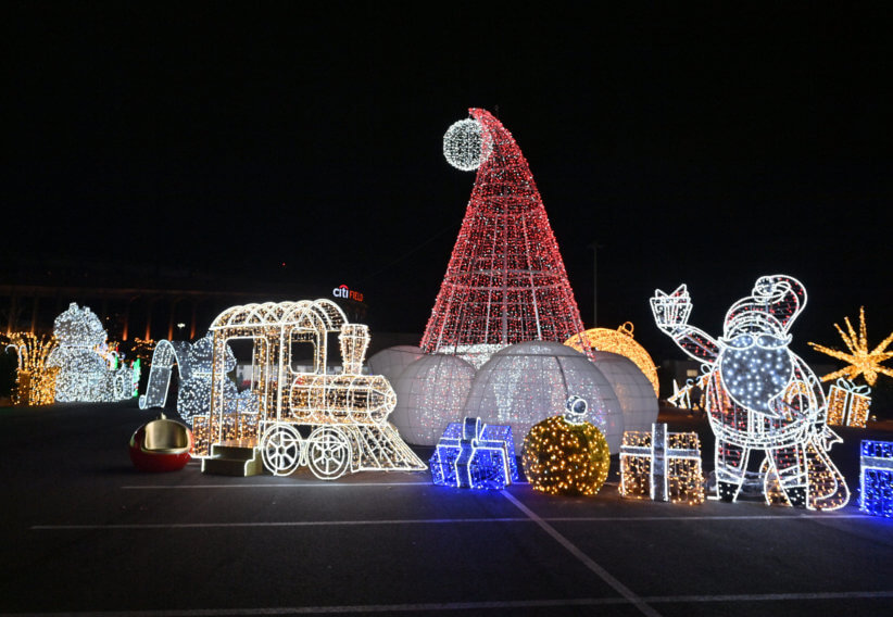 Holiday Magic at the Amaze Light Festival