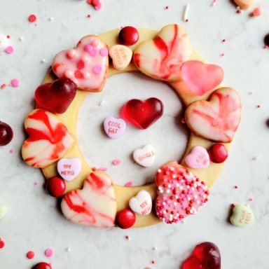 Valentine's Day Cookie and Candy Wreath Class