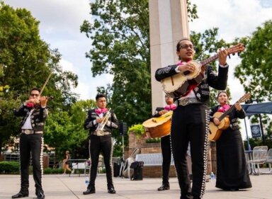 Mariachi Sol Mixteco